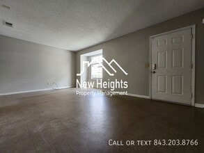 4091 Cedars Pkwy in North Charleston, SC - Building Photo - Building Photo