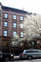 165 W 78th St Apartments