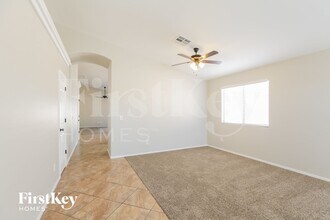 1820 S 106th Ln in Tolleson, AZ - Foto de edificio - Building Photo