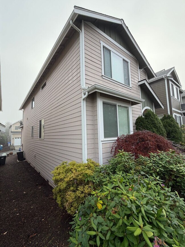 27106 105th Ave SE in Kent, WA - Building Photo - Building Photo