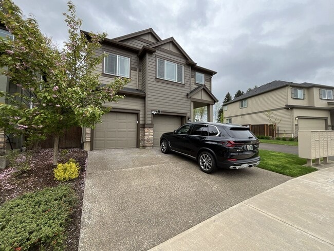 12902 SW Incline Dr in Beaverton, OR - Building Photo - Building Photo