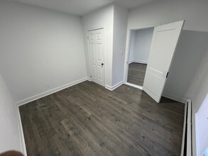 34 N Earl St, Unit 4 in Shippensburg, PA - Building Photo - Building Photo