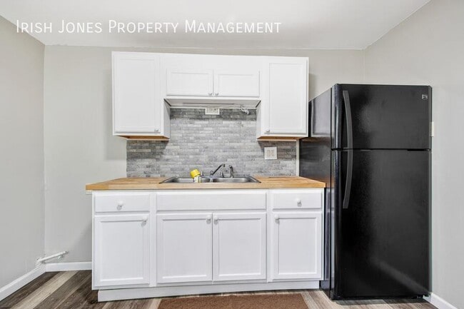 94 Edson St in West Seneca, NY - Building Photo - Building Photo