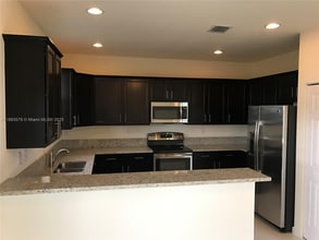 8866 NW 103rd Ave in Doral, FL - Building Photo - Building Photo