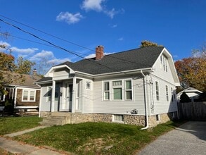 20 Harvey Ave in East Providence, RI - Building Photo - Building Photo