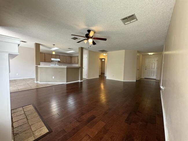 1407 Ashley Dr in Round Rock, TX - Building Photo - Building Photo