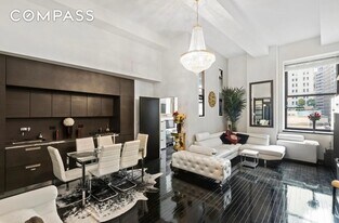 20 Pine St in New York, NY - Building Photo