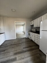 537 N Queen St in Martinsburg, WV - Building Photo - Building Photo