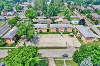 South Campus Apartments in Anderson, IN - Building Photo - Building Photo