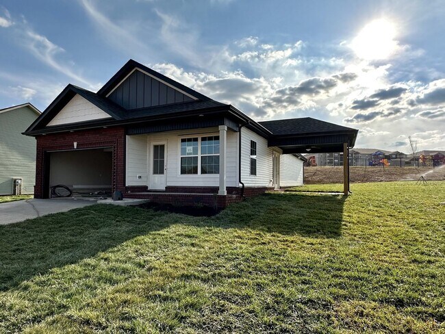 840 Karmaflux Way in Clarksville, TN - Building Photo - Building Photo