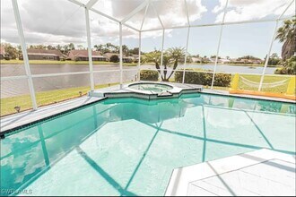 6688 Huntley Ln S in Naples, FL - Building Photo - Building Photo
