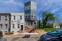 1003 W Dakota St photo'