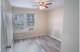 342 Vine St in San Antonio, TX - Foto de edificio - Building Photo