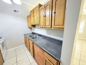 3817 Peach Dr in Jacksonville, FL - Foto de edificio - Building Photo