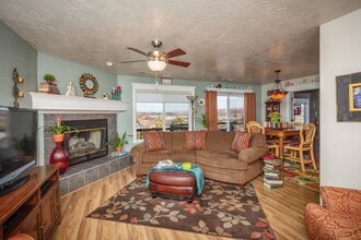 728 Obsidian Dr in Saint George, UT - Building Photo - Building Photo
