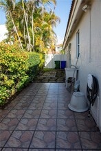 13242 NW 8th St in Pembroke Pines, FL - Building Photo - Building Photo