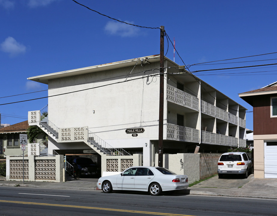 Maile Villa in Honolulu, HI - Building Photo