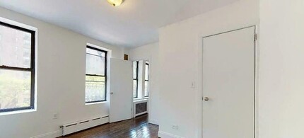 542 E 14th St in New York, NY - Building Photo - Building Photo