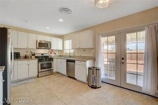 219 Elm St in Henderson, NV - Building Photo