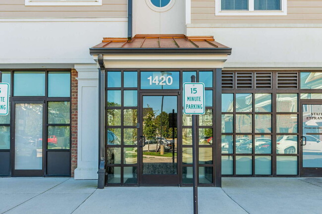 property at 1420 Ewing Pk Lp