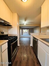 1701 W Tuckey Ln in Phoenix, AZ - Building Photo - Building Photo