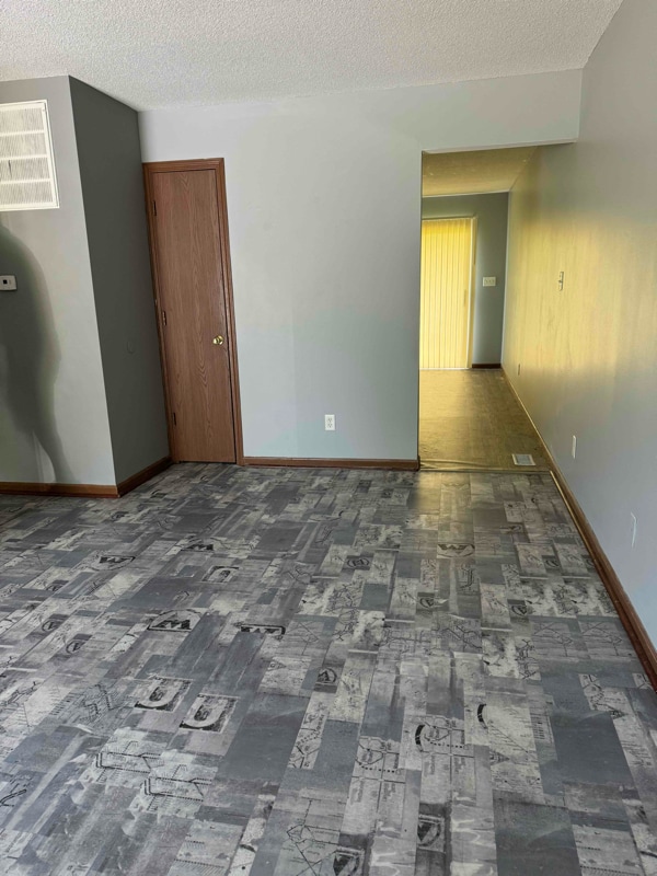 8701 N Raintree Ct-Unit -Apt 50 in Terre Haute, IN - Building Photo - Building Photo