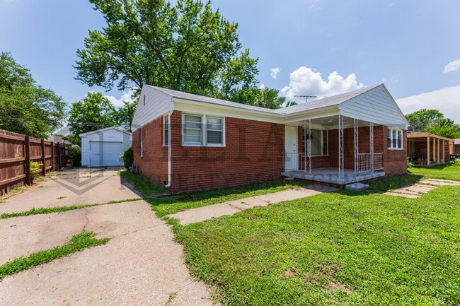 1515 E Jump St in Wichita, KS - Building Photo - Building Photo