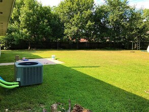 7351 Sonnet Glen Ln in Houston, TX - Building Photo - Building Photo