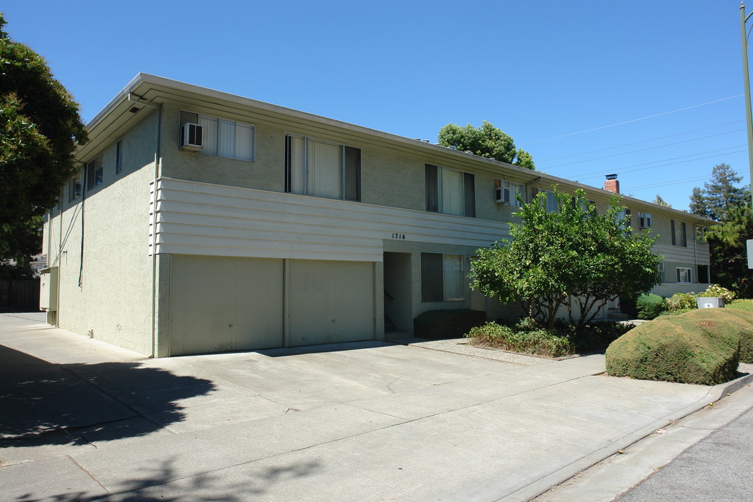 1716 De Rose Way in San Jose, CA - Building Photo