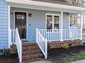 2555 N Shiloh Rd in Garner, NC - Building Photo - Building Photo