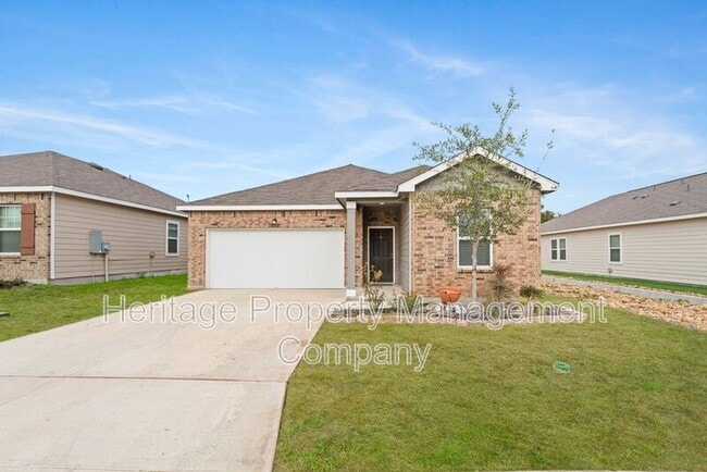 6028 Pearl Mdw in Converse, TX - Building Photo - Building Photo