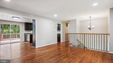 11573 Hicks Ct in Manassas, VA - Building Photo - Building Photo