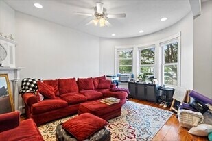 194 Emerson St, Unit 1 in Boston, MA - Building Photo