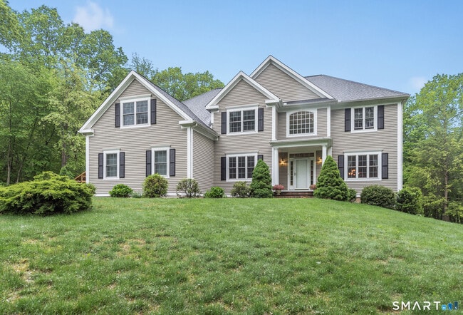 property at 17 Hallview Dr