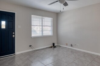 1605 Ave P in Del Rio, TX - Building Photo - Building Photo