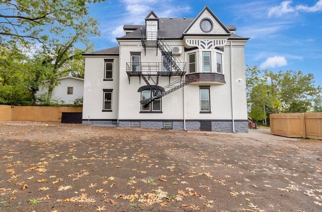 827 Lincoln Ave in Cincinnati, OH - Building Photo - Building Photo