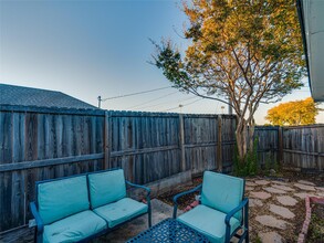 2523 Sunscape Ln in Dallas, TX - Building Photo - Building Photo