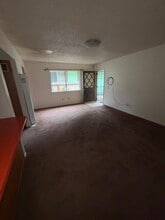 1015 Glen Rd in South Lake Tahoe, CA - Foto de edificio - Building Photo