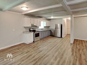 865 W Hightower Trail in Conyers, GA - Building Photo - Building Photo