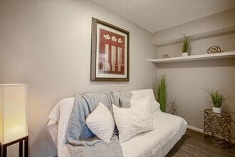 Encanto Lofts Apartments in Albuquerque, NM - Building Photo - Building Photo