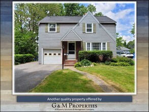 120 Westmoreland Dr in Rochester, NY - Building Photo - Building Photo