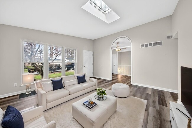 2550 Pheasant Dr in Florissant, MO - Building Photo - Building Photo