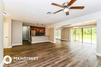 907 East 3rd Street in Lehigh Acres, FL - Building Photo - Building Photo