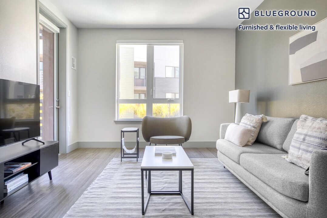 1800 Lacassie Ave-Unit -FL3-ID1003 in Walnut Creek, CA - Foto de edificio