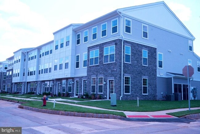 property at 161 Stoutsburg Blvd