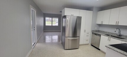 629 S Scenic Hwy in Lake Wales, FL - Building Photo - Building Photo