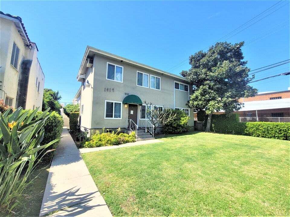 1417 Holt Apartments in Los Angeles, CA - Building Photo