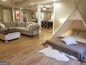 6729 Great Water Dr in Flowery Branch, GA - Building Photo - Building Photo