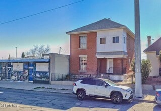 1526 Yandell Dr in El Paso, TX - Building Photo - Building Photo