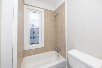 225 Jefferson Ave in Bristol, PA - Building Photo - Building Photo